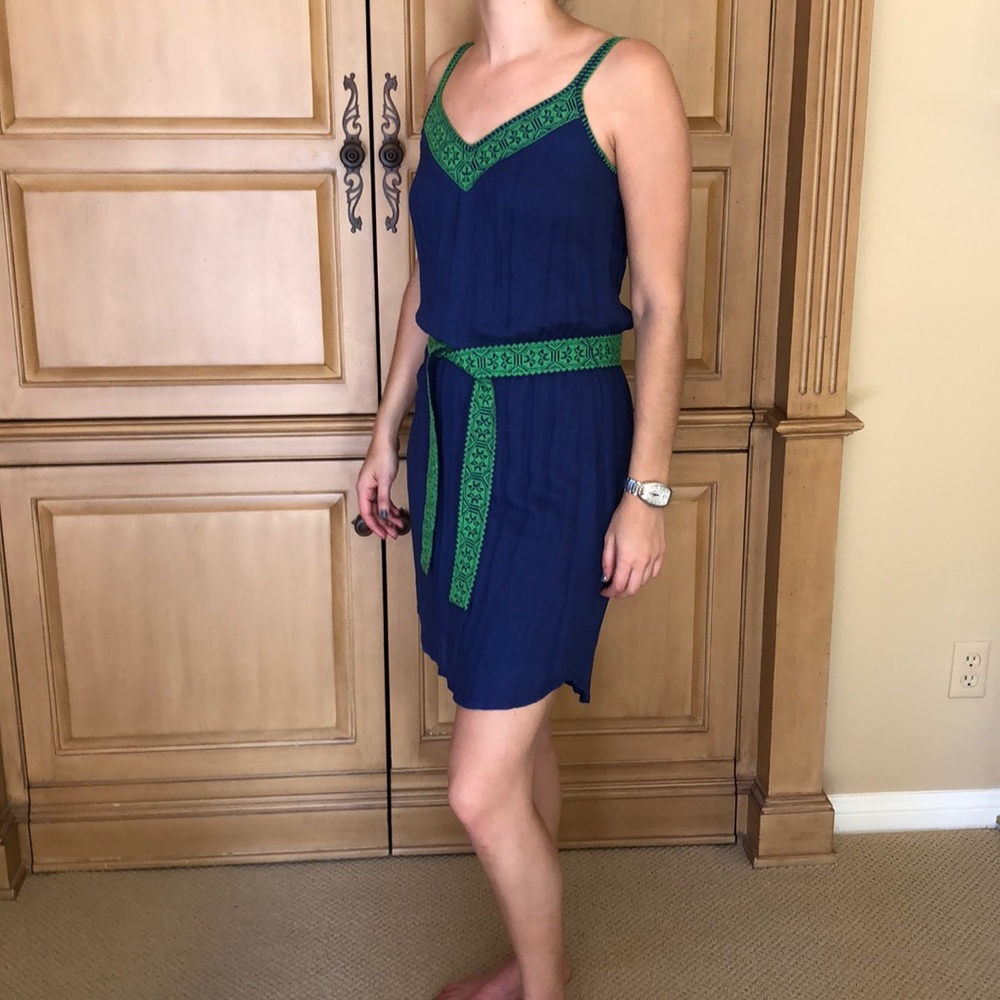 Ella Moss Dress - Picture 3 of 8